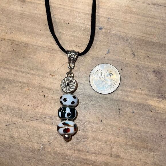 Bead With Rhinestone Accent Necklace On Cord Hand Crafted - Picture 6 of 7